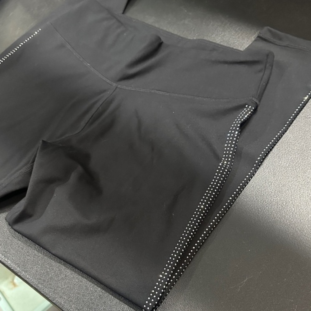 DKNY Black leggings with Silver Accents ( Rhinestones ) size XL